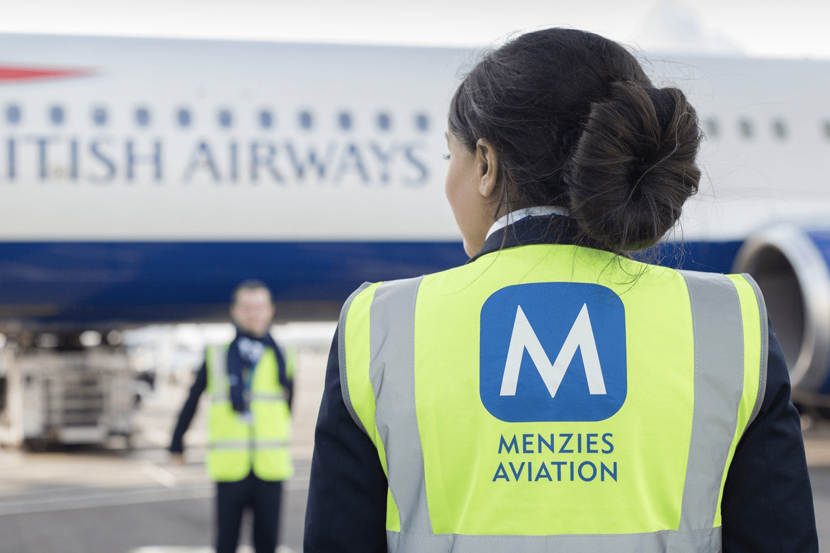 Menzies Aviation x Dexory-min